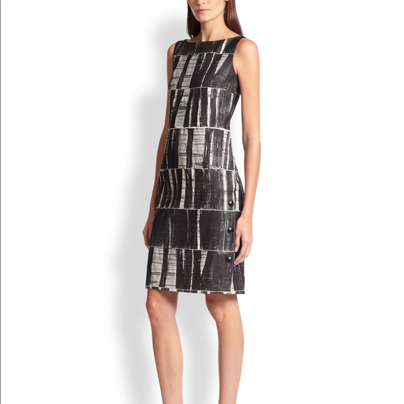 MaxMara Dresses & Skirts - MaxMara “Salvo” Shift Dress!!